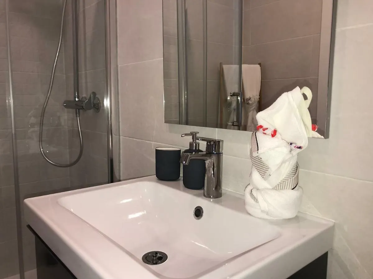 La Perla Apartment By Namaste Elite Torremolinos 0*,